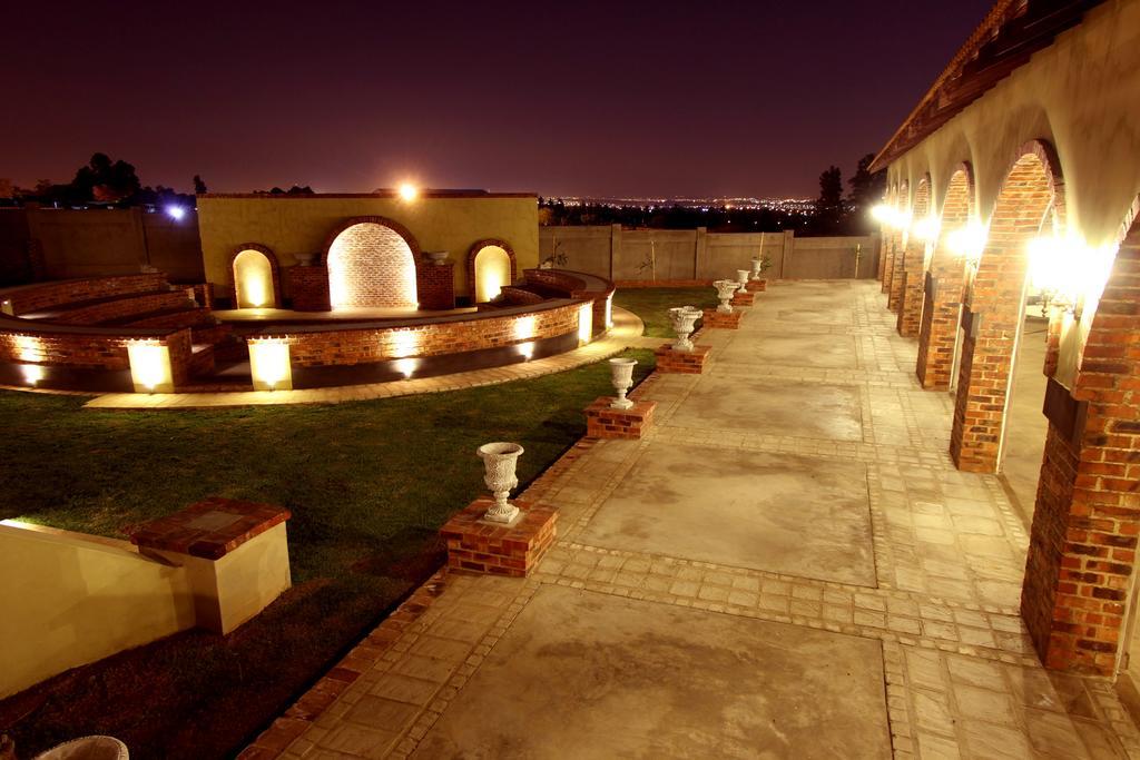 Accolades Boutique Venue Hotel Midrand Exterior photo